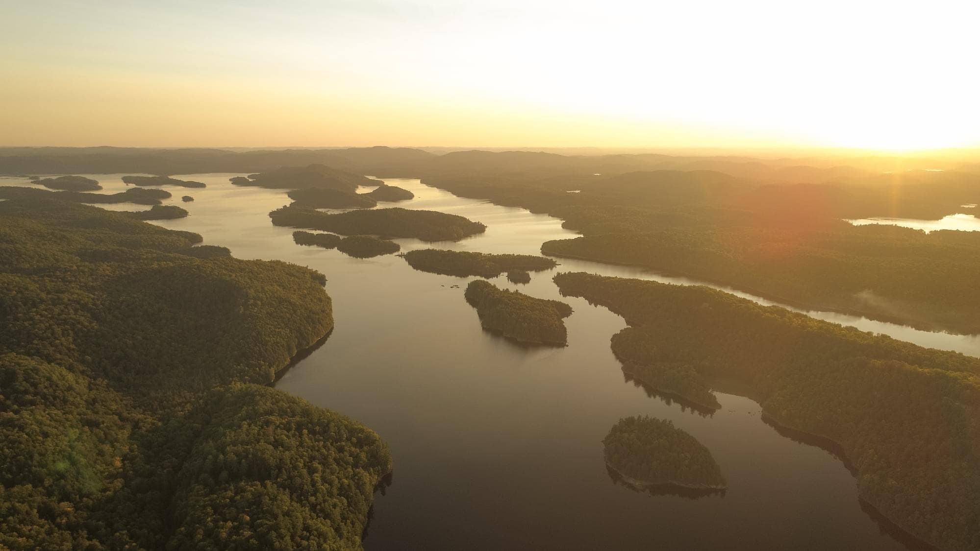 Lake and islands of Lac Poisson Blanc